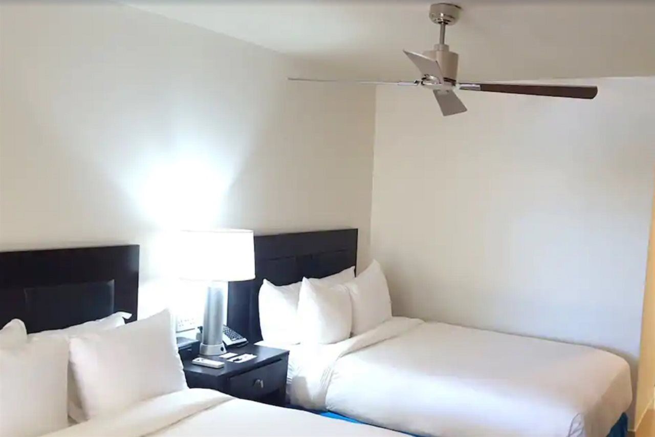 เรดิสัน เกรนาดา บีช รีสอร์ต Hotel กรานดองส์ ภายนอก รูปภาพ
